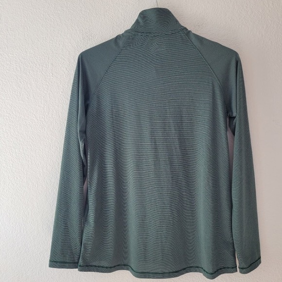Under Armour Women's Heatgear 1/4 Zip Green Striped Pullover Size S Loose Fit - Picture 6 of 6